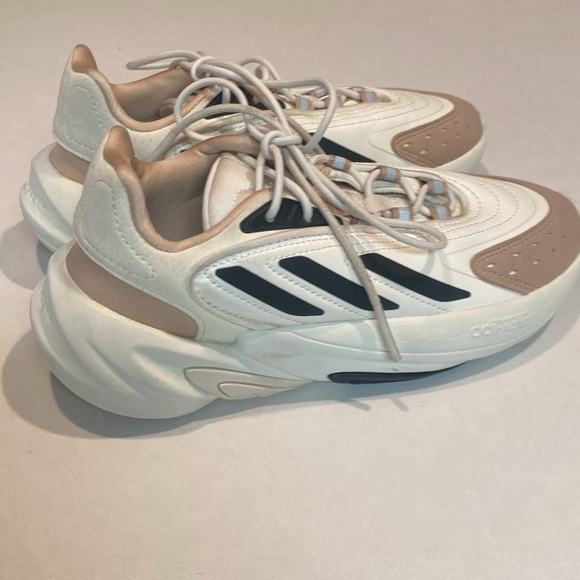 ADIDAS OZELIA Women's Beige Leather Mixed Sneakers Size 4.5 EUC 36.5 EUC - Picture 8 of 14